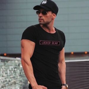 Locker Gear T Shirt XL Gently worn 100% cotton